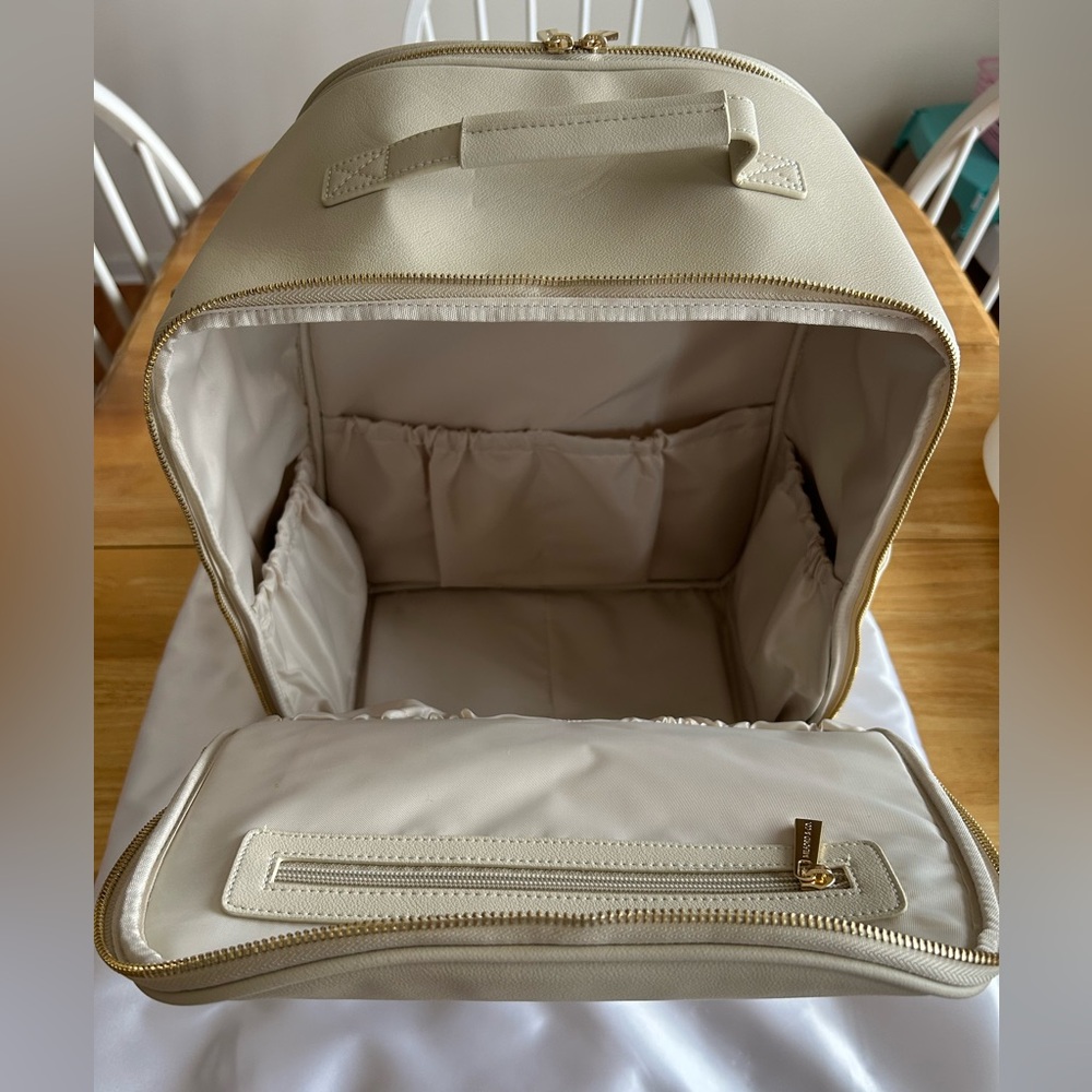 Milford & Co. Evelyn Backpack Cream - Picture 4 of 5
